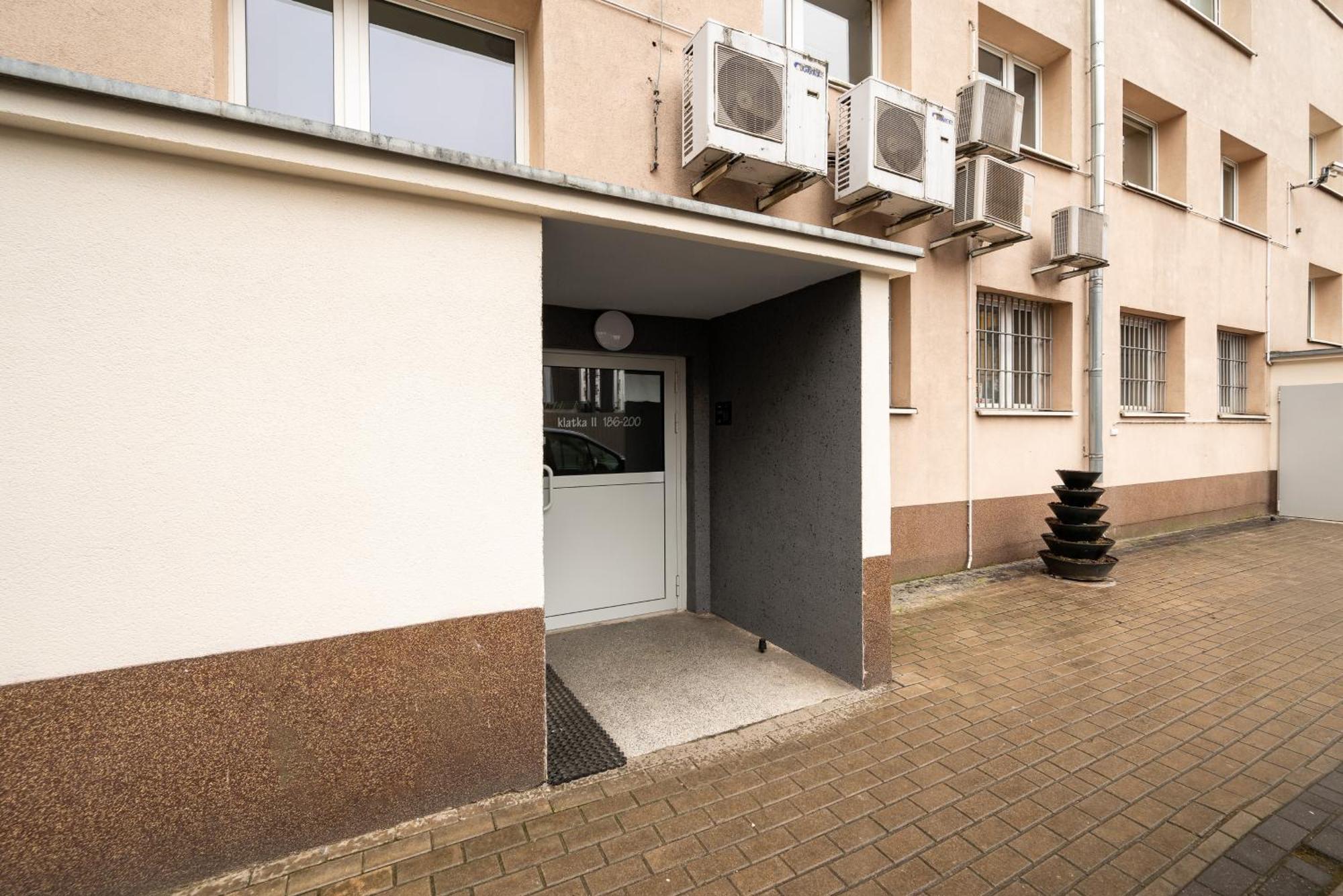 Widok Central Warsaw Apartment Екстериор снимка